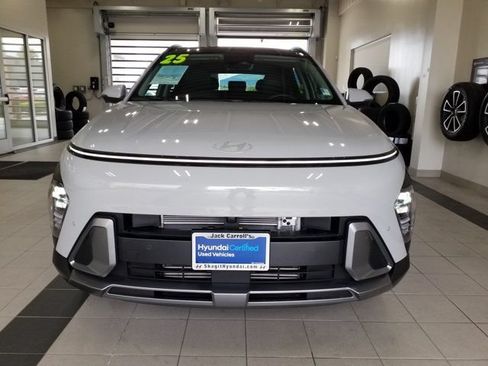 Certified 2025 Hyundai Kona Limited AWD/4WD image 18