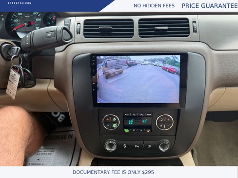 Used 2011 Chevrolet Suburban LT w/ Luxury Package AWD/4WD image 16