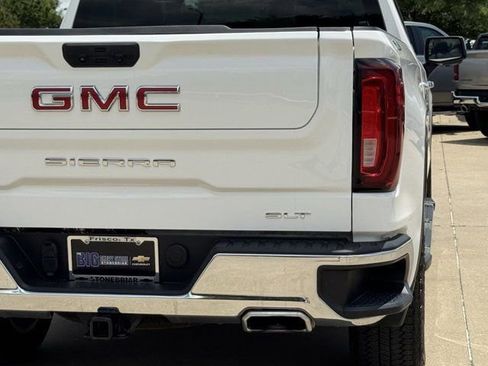 Used 2023 GMC Sierra 1500 SLT w/ SLT Premium Package AWD/4WD image 7