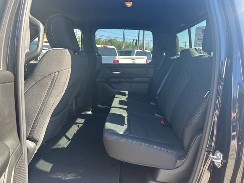 New 2026 RAM 1500 Express AWD/4WD image 30