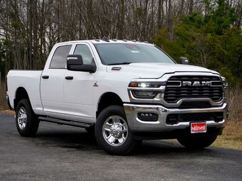 New 2026 RAM 2500 Tradesman AWD/4WD image 2