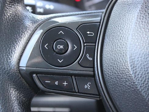 Used 2022 Toyota Corolla LE FWD image 26