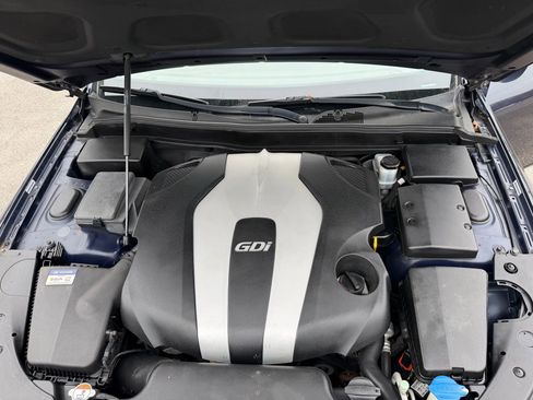 Used 2012 Hyundai Genesis 3.8 w/ Premium Pkg image 35