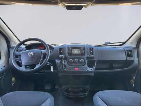 Used 2016 RAM ProMaster 2500 w/ Interior Convenience Group image 18