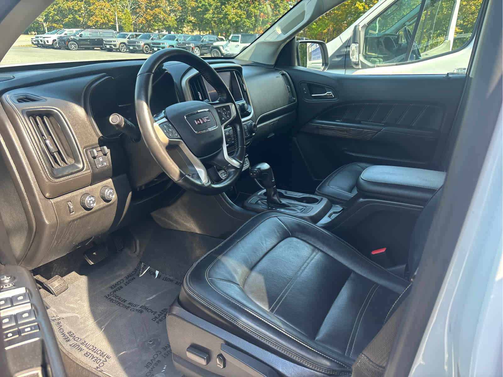 Used 2021 GMC Canyon Denali AWD/4WD image 3