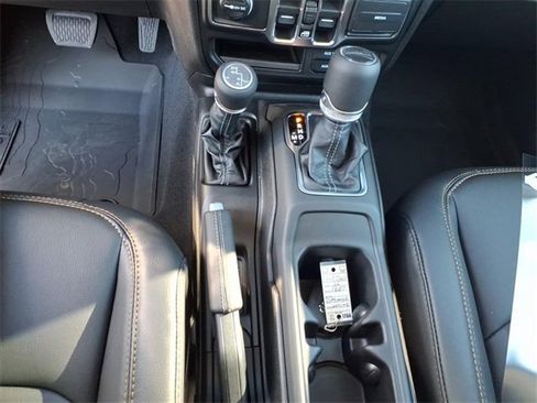 New 2026 Jeep Gladiator Sport image 14