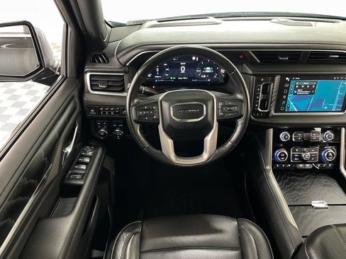 Certified 2022 GMC Yukon XL Denali w/ Max Trailering Package AWD/4WD image 31