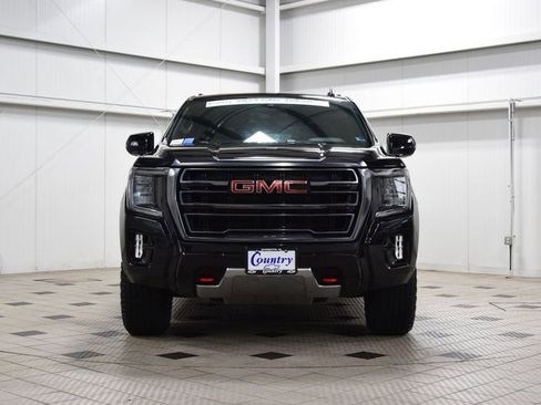 Used 2024 GMC Yukon AT4 AWD/4WD image 2