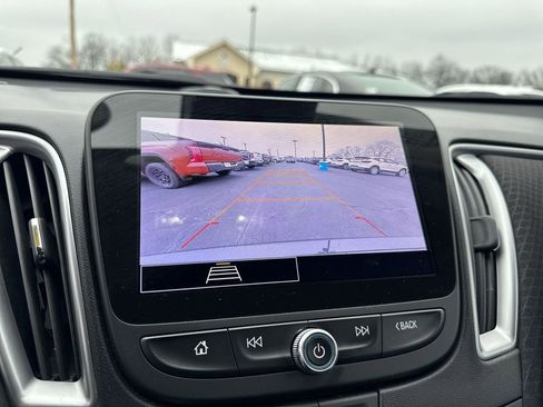 Used 2024 Chevrolet Malibu LT w/ Midnight Edition image 17