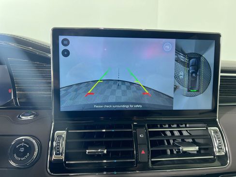 Used 2024 Lincoln Navigator Black Label image 27