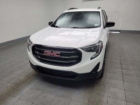 Used 2020 GMC Terrain SLE w/ Driver Convenience Package FWD image 15