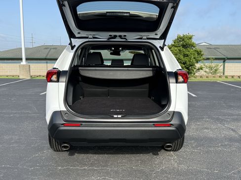 Certified 2023 Toyota RAV4 XLE AWD/4WD image 10