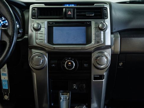 Used 2014 Toyota 4Runner SR5 Premium image 25