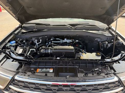 Used 2022 Ford Explorer XLT w/ Equipment Group 202A image 51
