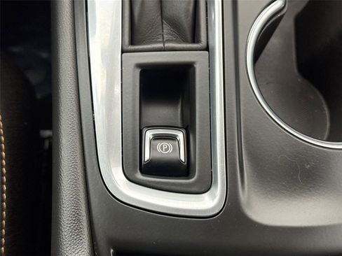 Used 2023 Chevrolet Equinox LT image 27