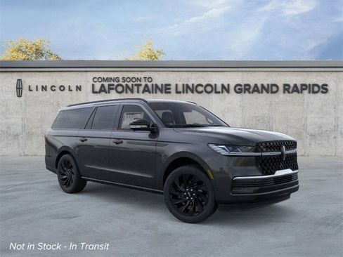 New 2026 Lincoln Navigator L Reserve w/ Jet Appearance Package image 7