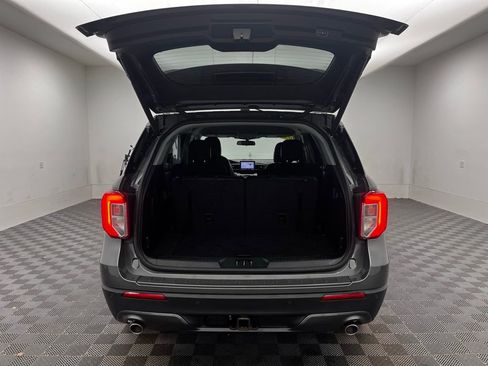 Used 2023 Ford Explorer XLT w/ Equipment Group 202A image 14