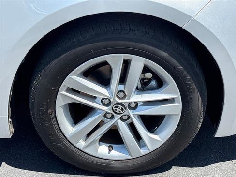 Used 2019 Toyota Corolla SE FWD image 32