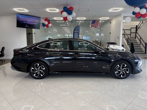 Used 2024 Hyundai Sonata SEL FWD image 5