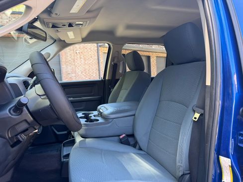 Used 2014 RAM 1500 Express RWD image 16