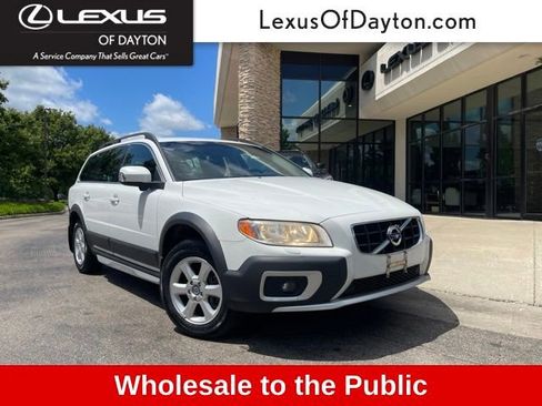Used 2011 Volvo XC70 3.2 AWD/4WD image 1