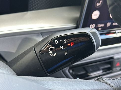 New 2026 Volkswagen Tiguan SE R-Line image 20