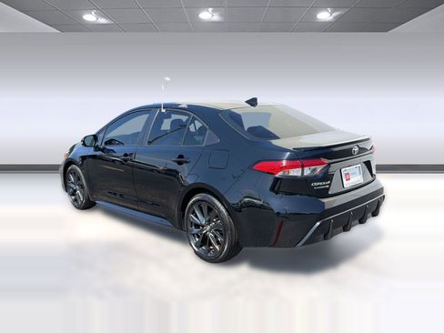 Certified 2024 Toyota Corolla SE FWD image 3