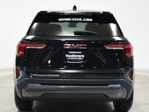 Used 2025 GMC Terrain Elevation AWD/4WD image 11