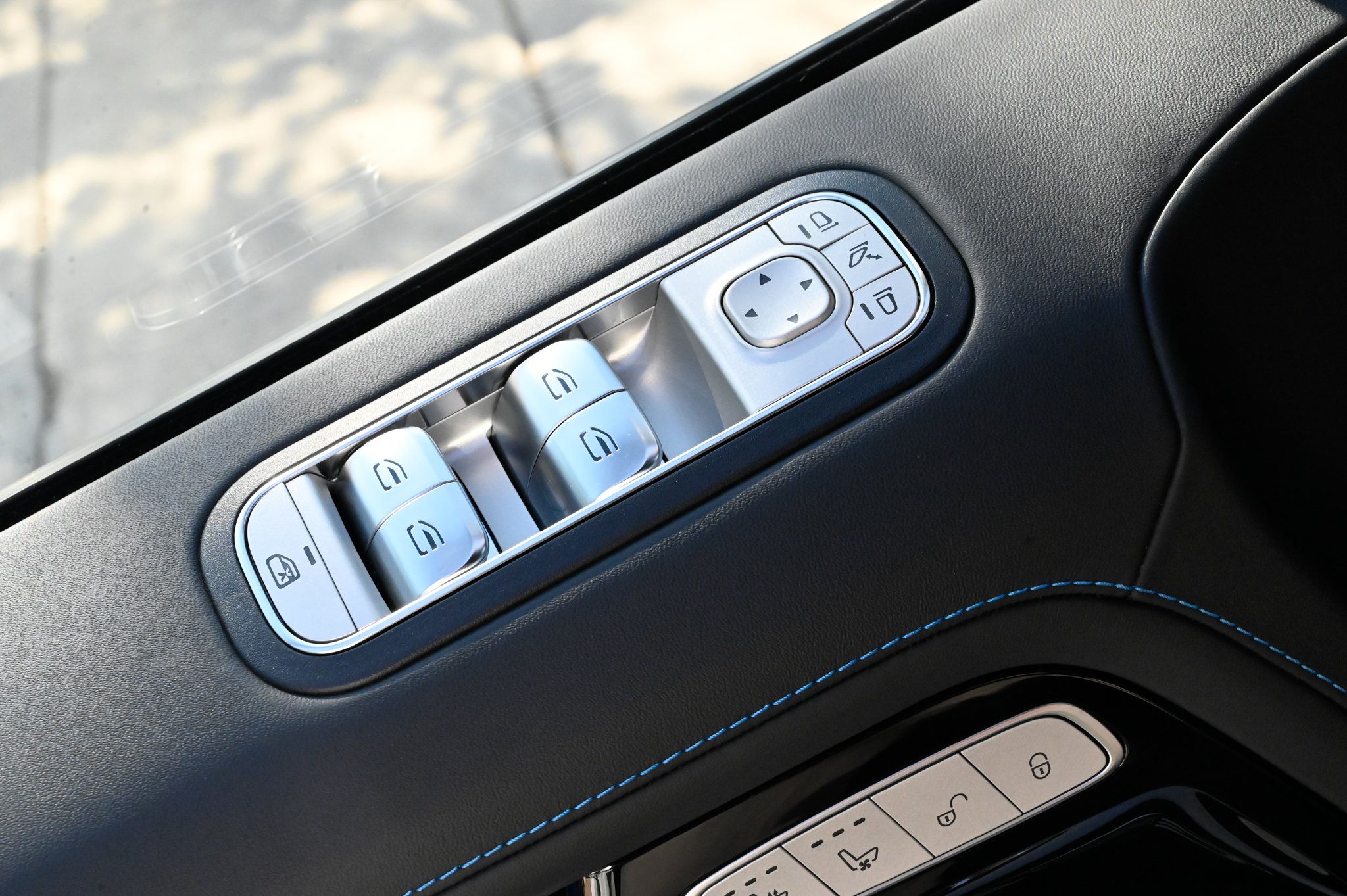 Used 2025 Mercedes-Benz G 580 w/ EQ Technology image 23
