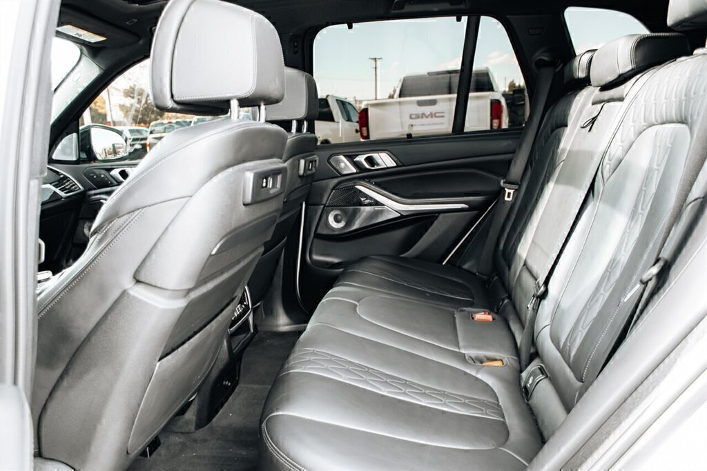 Used 2021 BMW X5 M50i w/ Executive Package AWD/4WD image 30