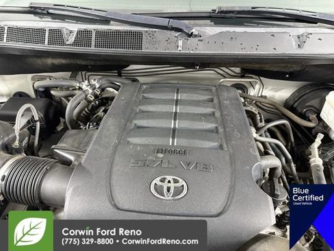 Used 2017 Toyota Sequoia SR5 AWD/4WD image 31