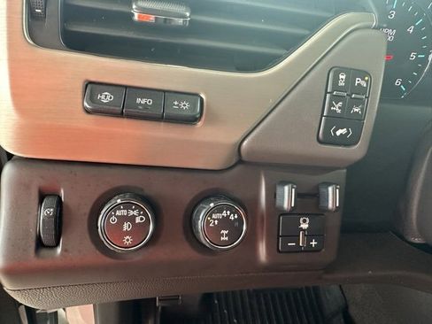 Used 2018 GMC Yukon XL Denali w/ Denali Ultimate Package image 36