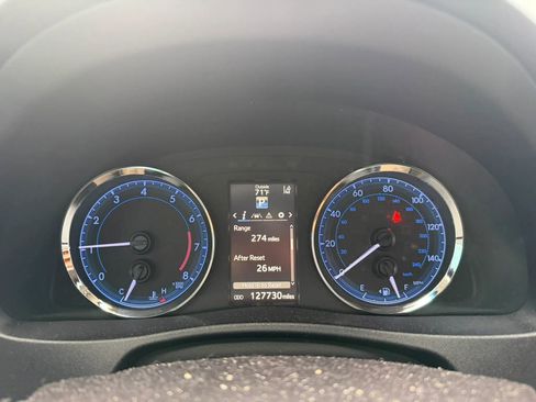 Used 2019 Toyota Corolla SE image 22