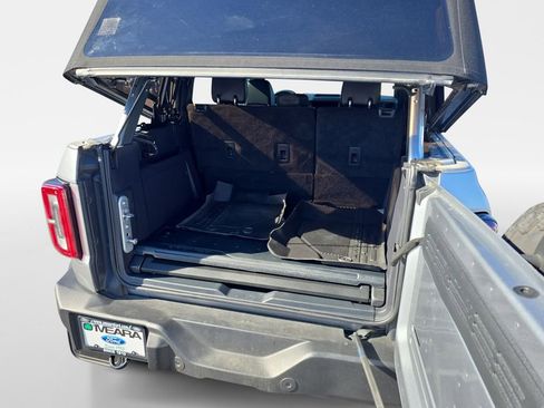 Used 2023 Ford Bronco Wildtrak image 20