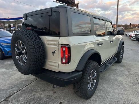 New 2025 Ford Bronco Badlands image 7