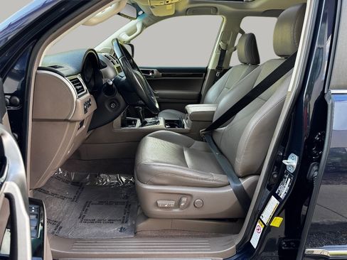 Used 2017 Lexus GX 460 image 14