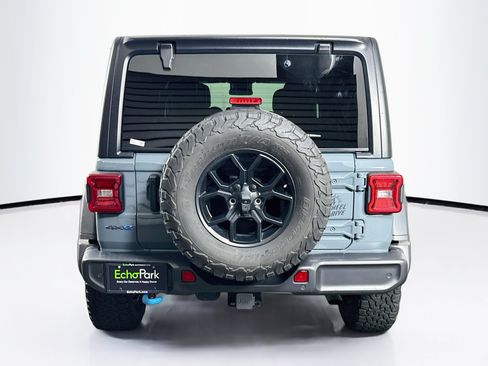 Used 2024 Jeep Wrangler Unlimited AWD/4WD image 7