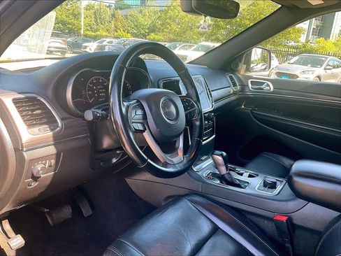 Used 2021 Jeep Grand Cherokee Limited AWD/4WD image 8