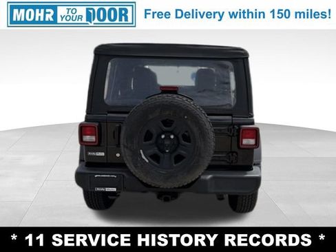 Used 2018 Jeep Wrangler Unlimited Sport AWD/4WD image 4