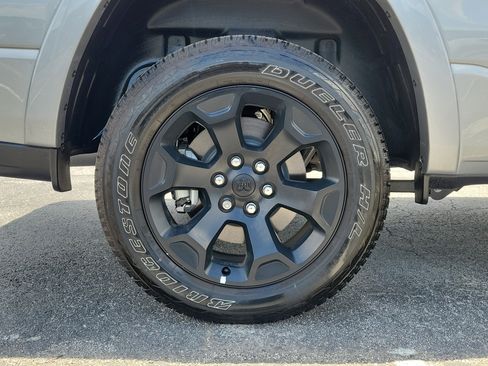 Used 2025 RAM 1500 Big Horn AWD/4WD image 9