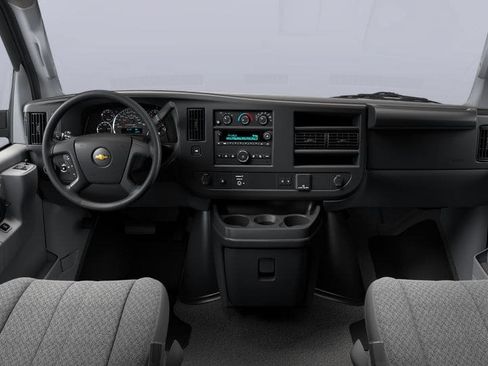 New 2026 Chevrolet Express 3500 LT RWD image 7