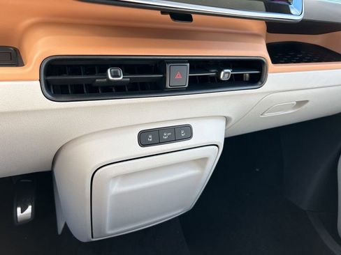 New 2025 Volkswagen ID. Buzz Pro S Plus image 30