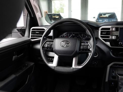 Used 2023 Toyota Tundra SR5 w/ SR5 Convenience Package AWD/4WD image 15