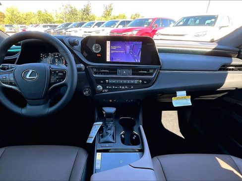 New 2025 Lexus ES 350 w/ Premium Package image 5