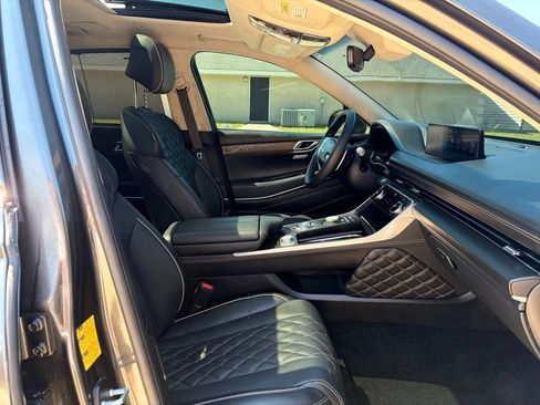 Used 2024 Genesis GV80 3.5T w/ Prestige Package AWD/4WD image 22