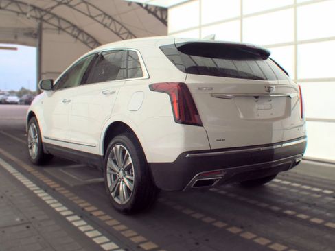 Used 2025 Cadillac XT5 Premium Luxury AWD/4WD image 3