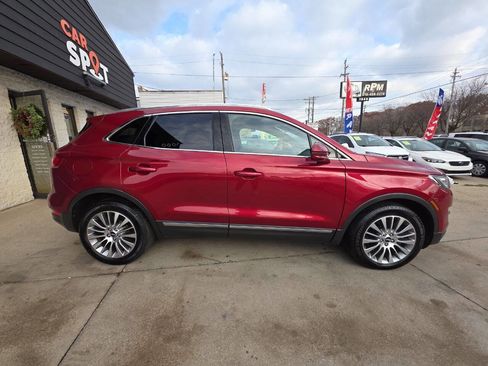 Used 2017 Lincoln MKC Reserve image 8