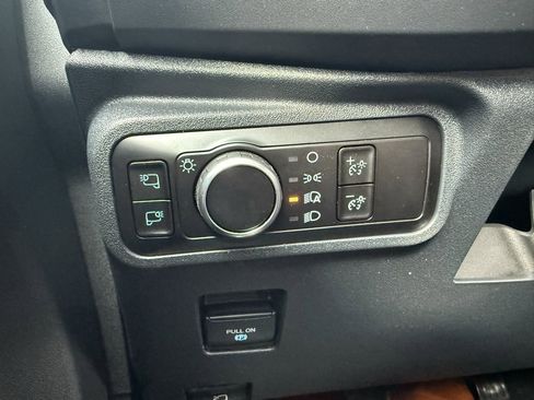 New 2025 Ford Bronco Badlands image 46