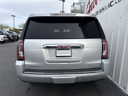 Used 2018 GMC Yukon Denali w/ Open Road Package image 8