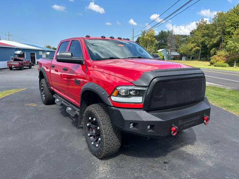 Used 2018 RAM 2500 Tradesman w/ Chrome Appearance Group image 3